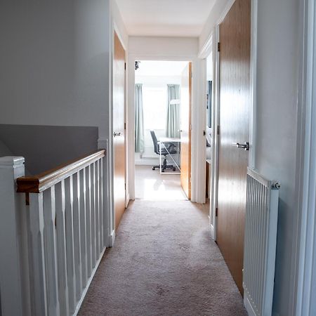 Modern Home Near Etihad, Coop Live مانشستر المظهر الخارجي الصورة
