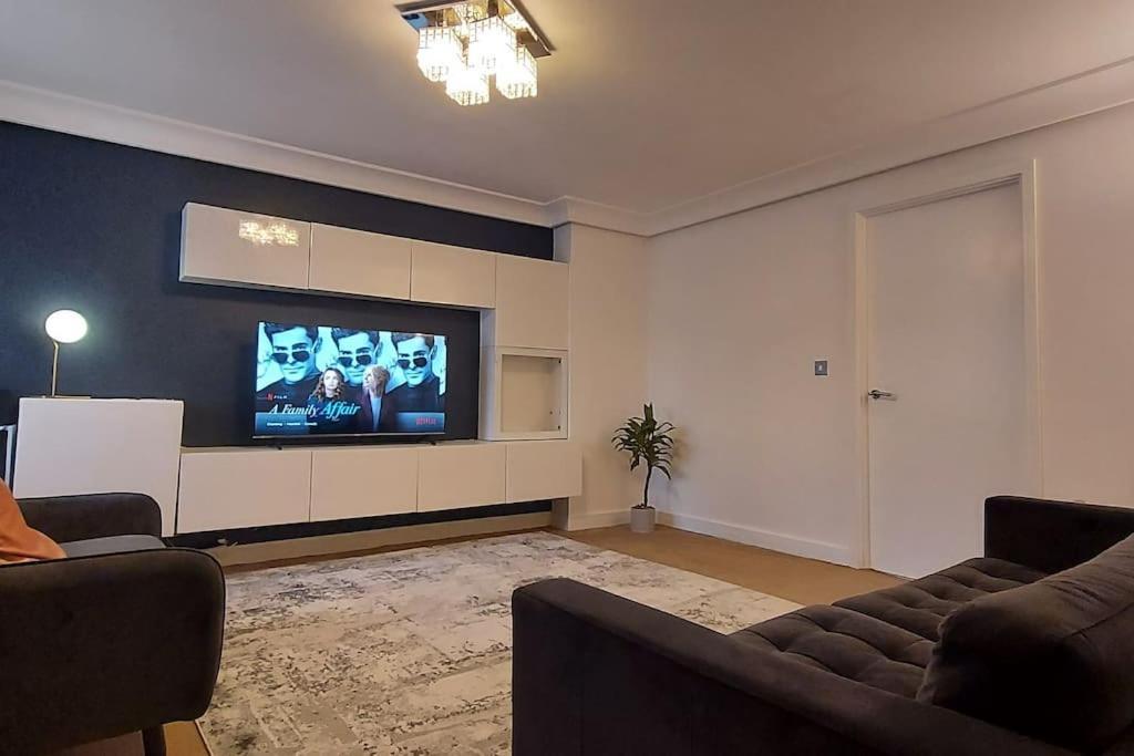 Modern Home Near Etihad, Coop Live مانشستر المظهر الخارجي الصورة